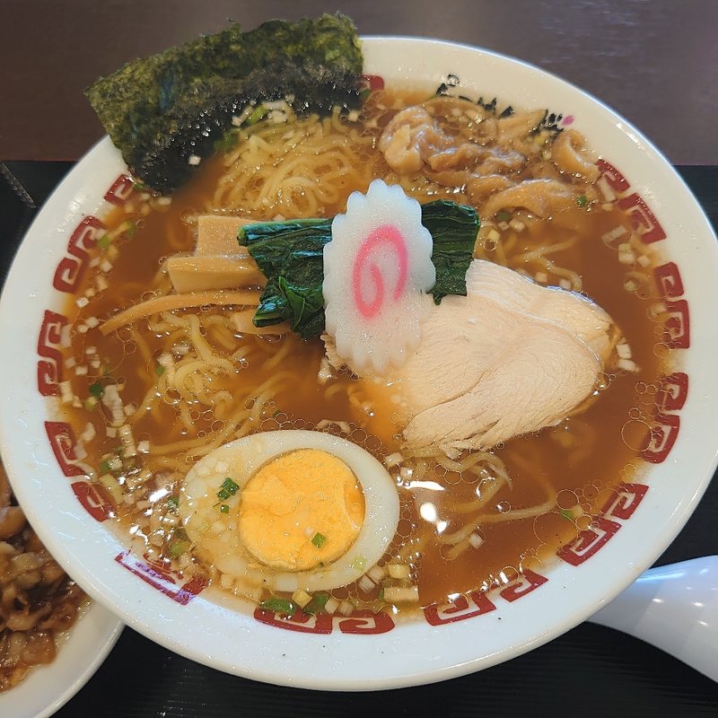 下館らーめん･大盛＋鶏皮(らーめん桜)