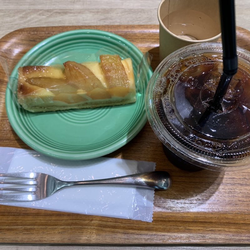 林檎のタルトセット(ハミングミールマーケット コーヒー&バー)