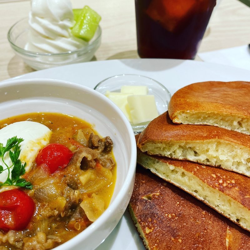 ビーフトマトライス(パンケーキ)(ポップンフルーツカフェ)