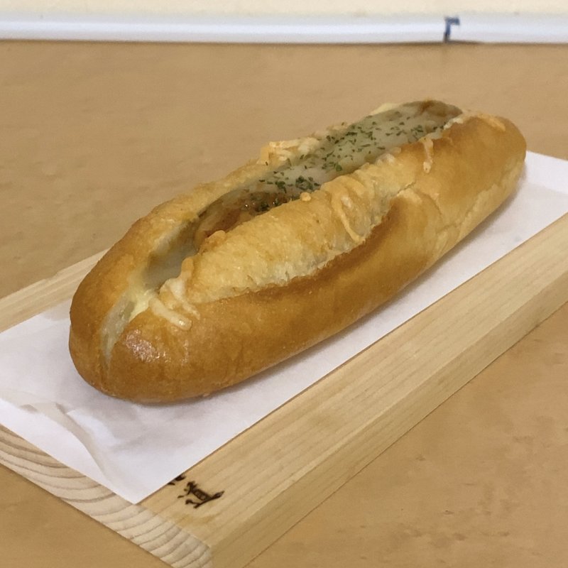 カレーウインナードッグ(ハーバー ベーカリーコーナー)