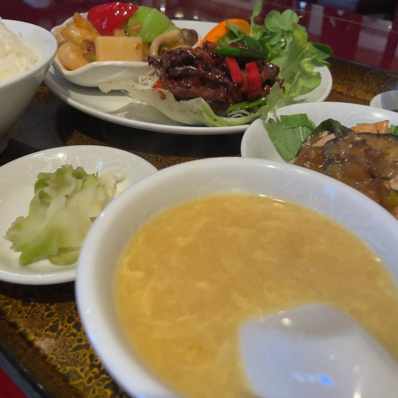 海老のXO醬塩味炒めと牛肉の中国味噌炒め(中華楼 本店 （チュウカロウ）)