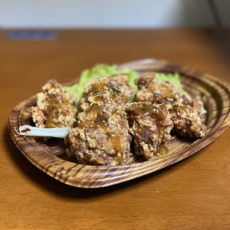 から揚げ(200g、秘伝のタレ)(唐揚げ専門店 から揚げまる)