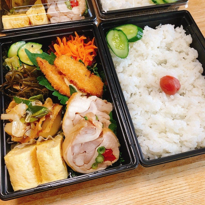 おばんざいお弁当(カフェ&ギャラリー柿尾坂)