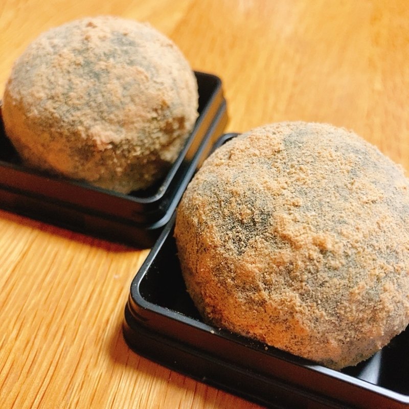 よもぎ餅(カフェ&ギャラリー柿尾坂)