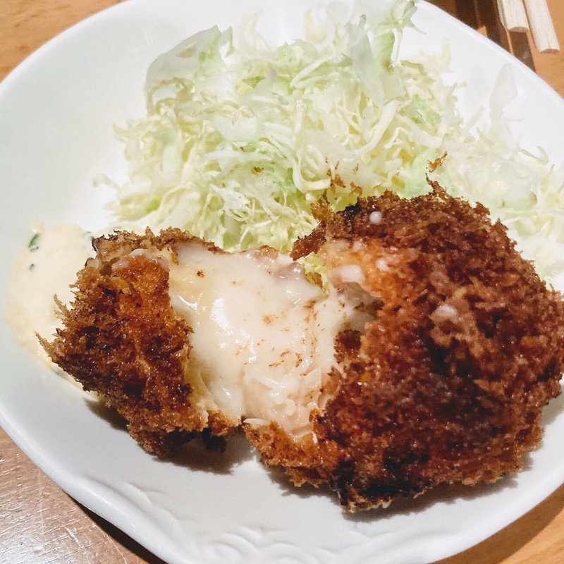 シーフードクリームコロッケ(洋食 UCHOUTEN)