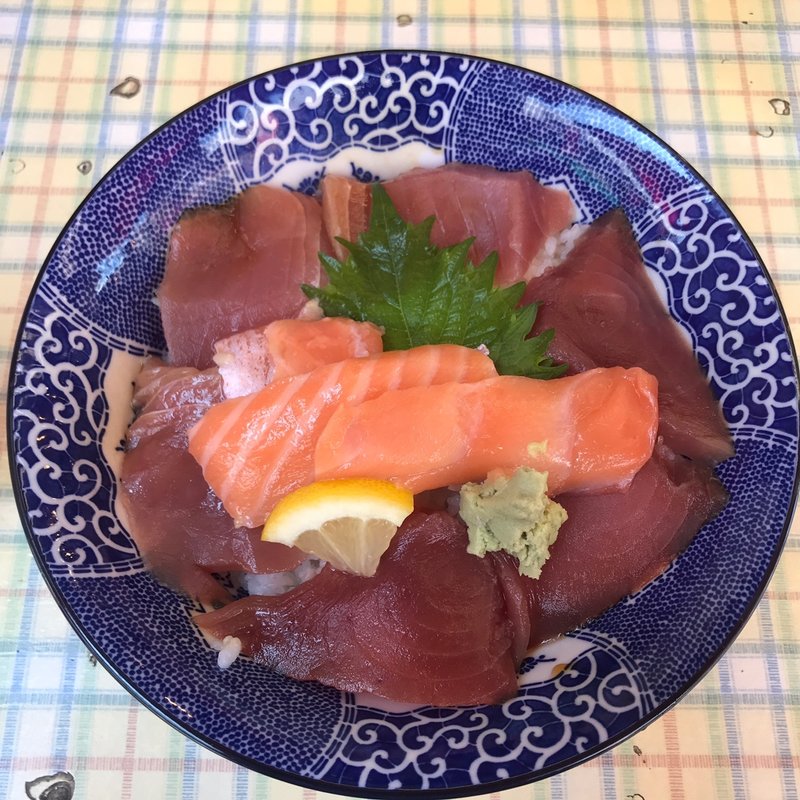 トロサーモンまぐろ丼(みなとや食品)