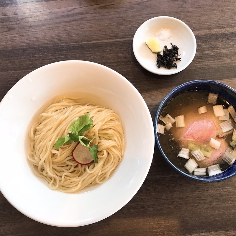 鰹昆布水つけ麺塩(自家製麺 鶏冠 （トサカ）)