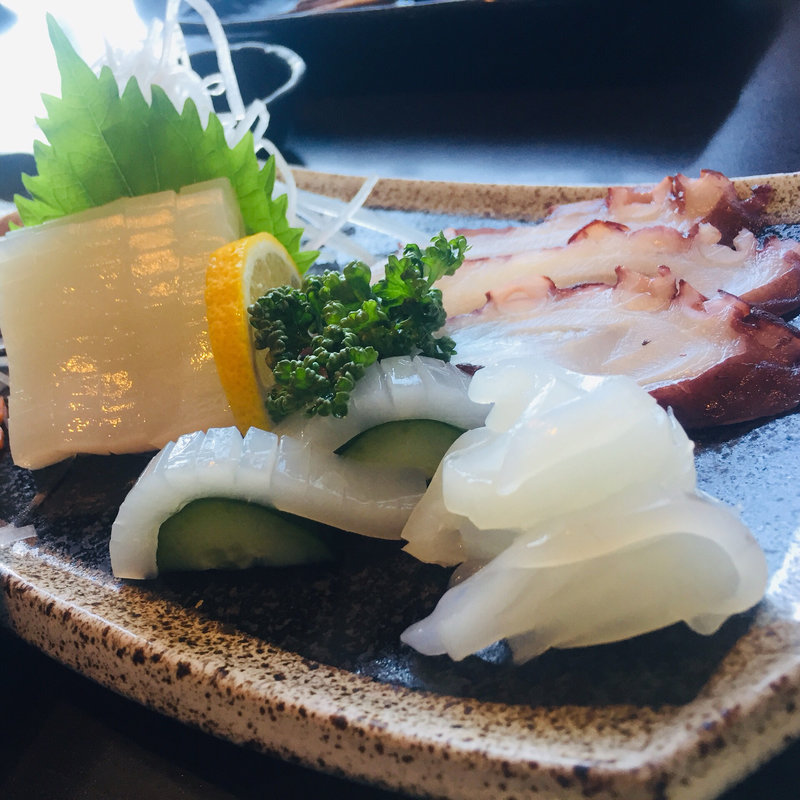 イカとタコのお造り(磯の味 黒之瀬戸 （イソノアジ クロノセト）)