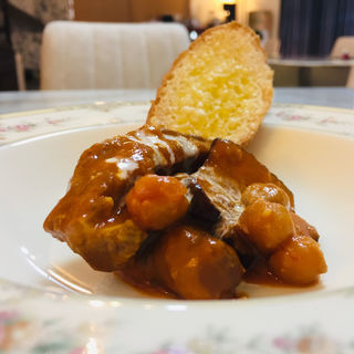 イベリコ豚とひよこ豆のアルザスシチュー(Kitchenピエロ)