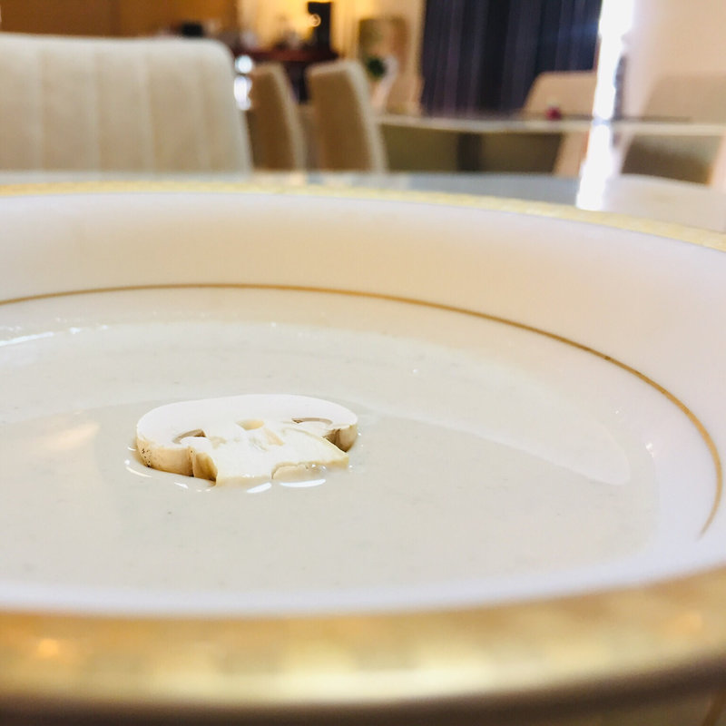 冷製キノコポタージュ(Kitchenピエロ)