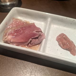 鰻肝塩辛、大分地鶏たたき(産直屋 たか)