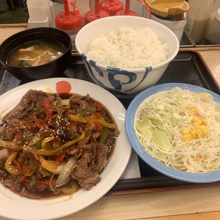 青椒肉絲定食 W定食(松屋 西新宿8丁目店 （マツヤ）)