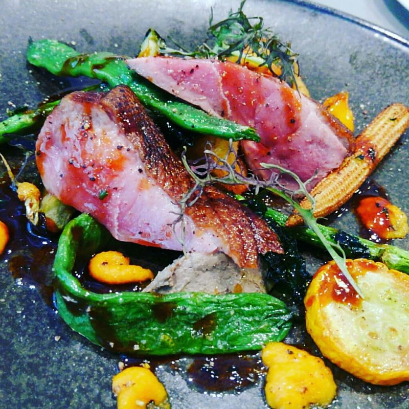 ランチコースB メイン 鴨のロティ ベヴェラータソース(A LA CIVETTE)