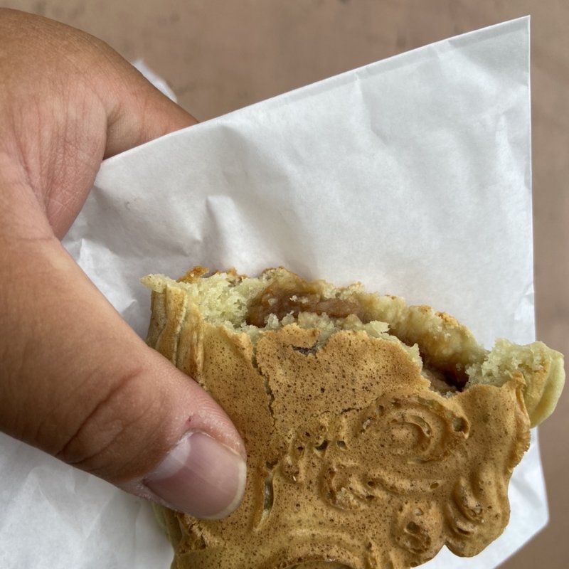 ライオンズ焼き(新井園本店 西武ドーム店)