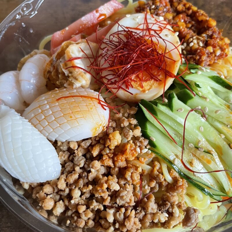 海鮮汁なし坦々麺(嘉楽飯店)