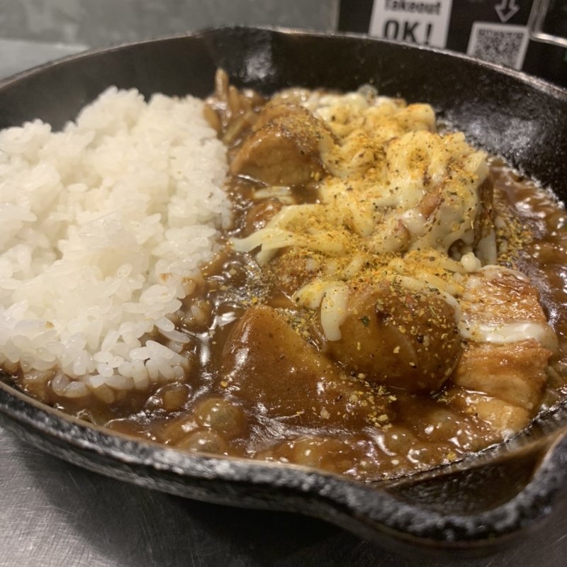 玉ねぎとジャガイモのチーズカレー(野菜を食べるカレーcamp エキマルシェ大阪店)
