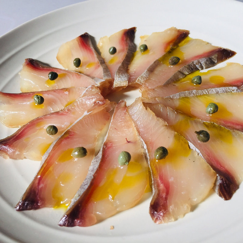 カンパチの生ハム(フランス厨房 旬彩 中央駅店 )