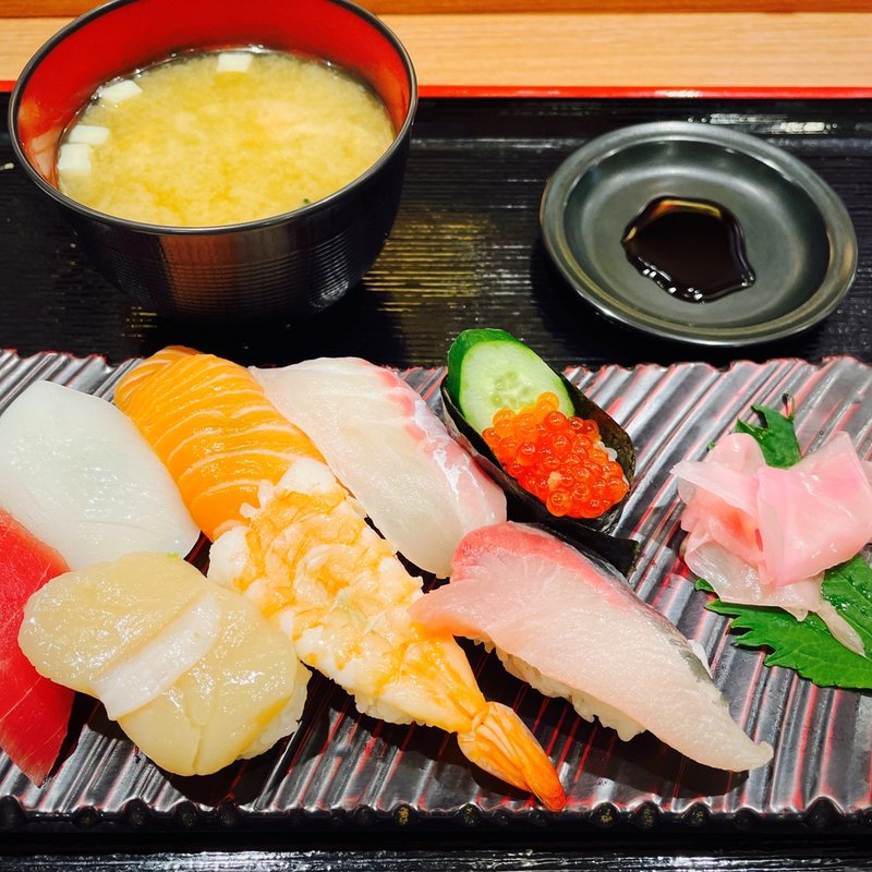 上にぎり盛合せ(大起水産 街のみなと 阪急三番街店)