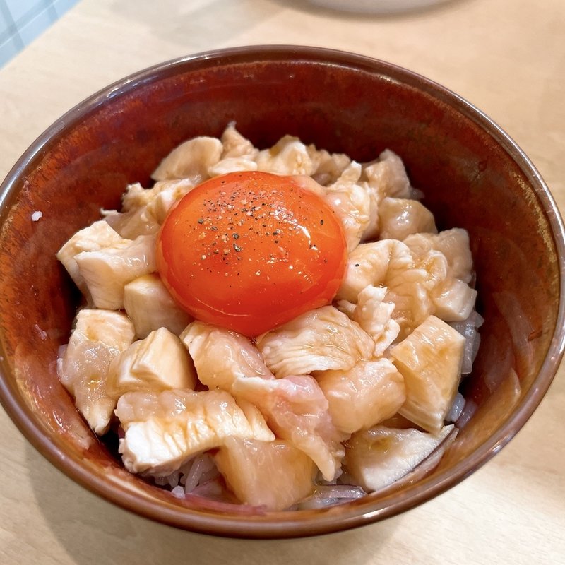 知床鶏丼(鶏白湯そば 燠（ゆう）)