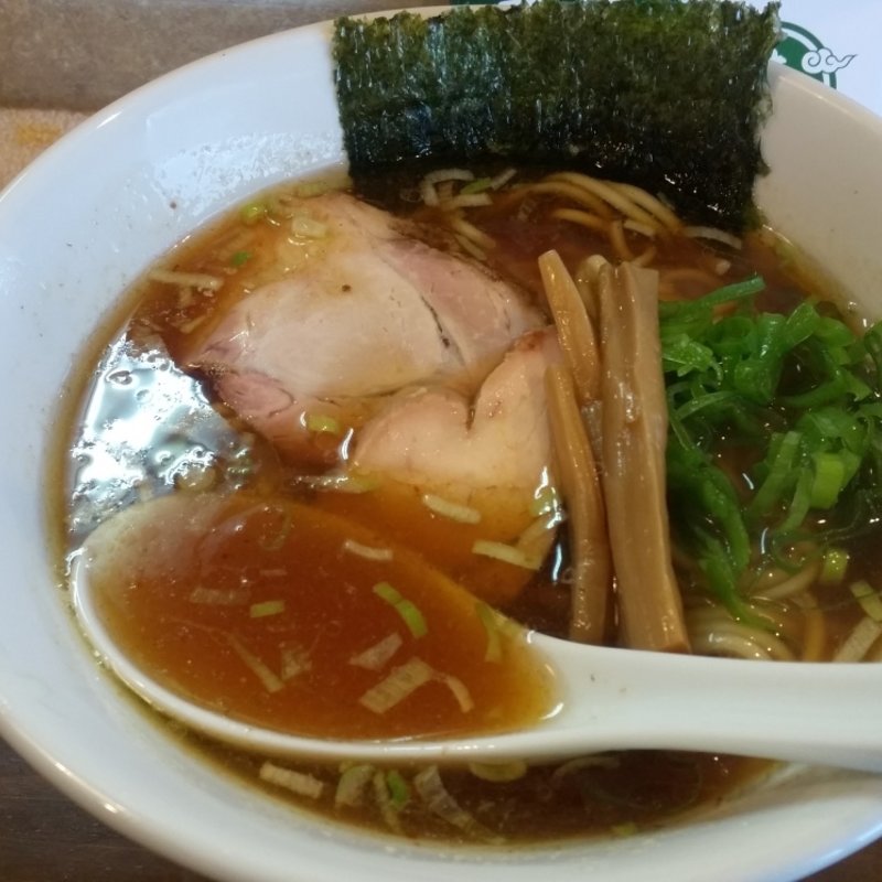 正油らーめん(まるもり製麺)