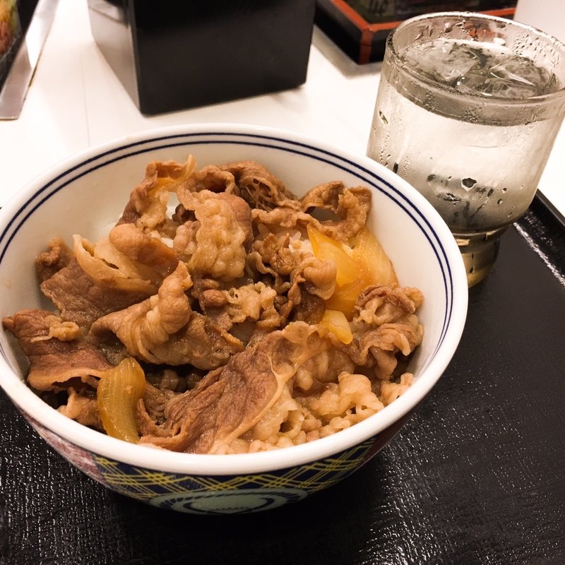 牛丼小盛(吉野家 大阪駅前第３ビル店)