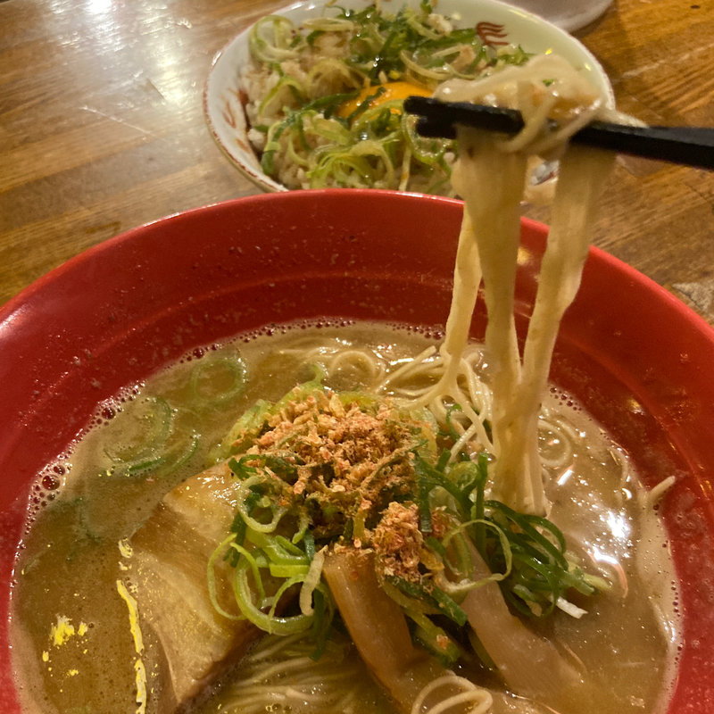 海老豚骨ラーメン(麺匠 えい蔵 多摩センター店)