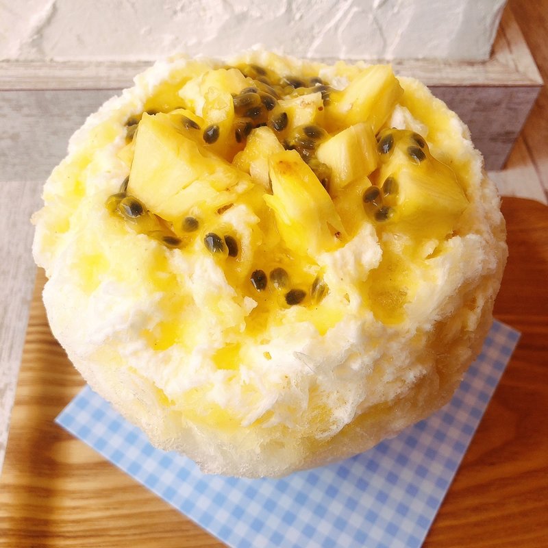 台湾パインとパッションフルーツのレアチーズ(はいむる珈琲店 )