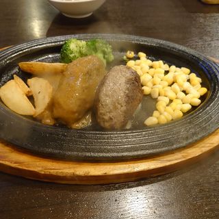 黒毛和牛100%ハンバーグランチ(ミディアム)(大井町銭場精肉店)