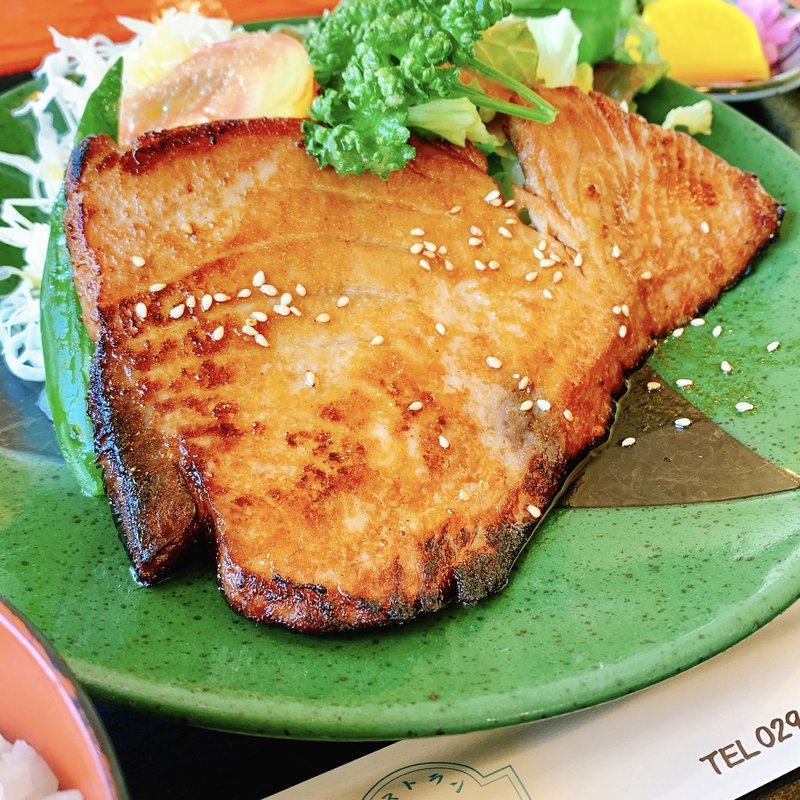 まぐろの照り焼き定食(グリルあらの )