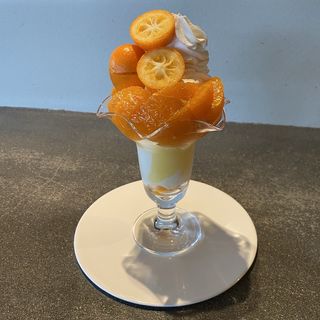 “せとか”&”たまたまエクセレント”柑橘パフェ(プリンス オブ ザ フルーツ)