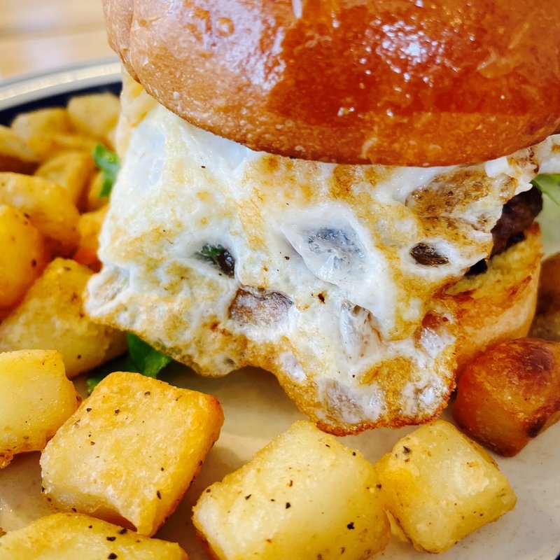 エッグスンバーガー(Eggs ’n Things 梅田茶屋町店)