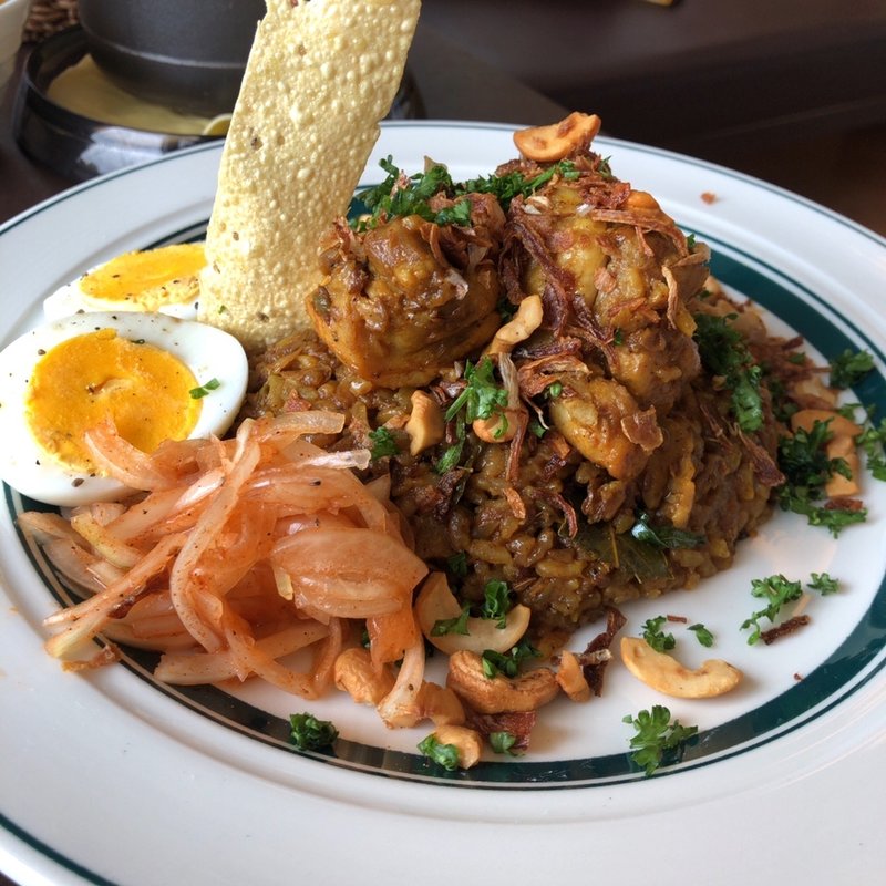 チキンビリヤニ(マータラ )