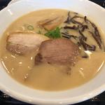 支那そば白　小(可成家 本店 （カナリヤ）)