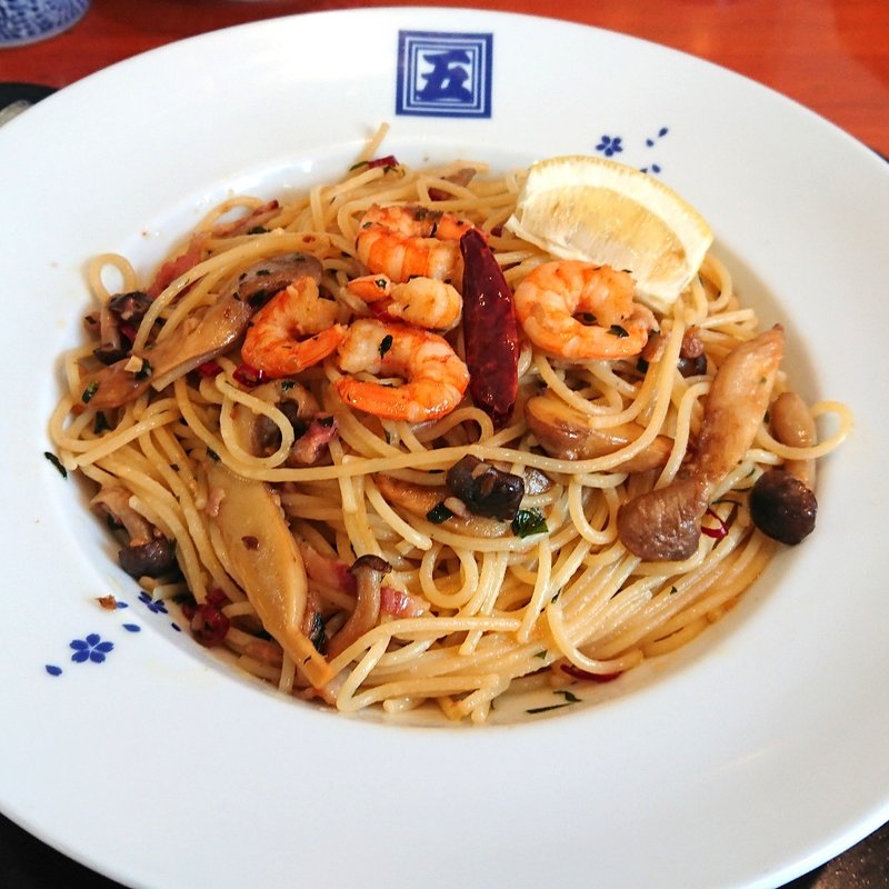 海老とキノコのさっぱりレモンペペロンチーノ(洋麺屋五右衛門 港北店)