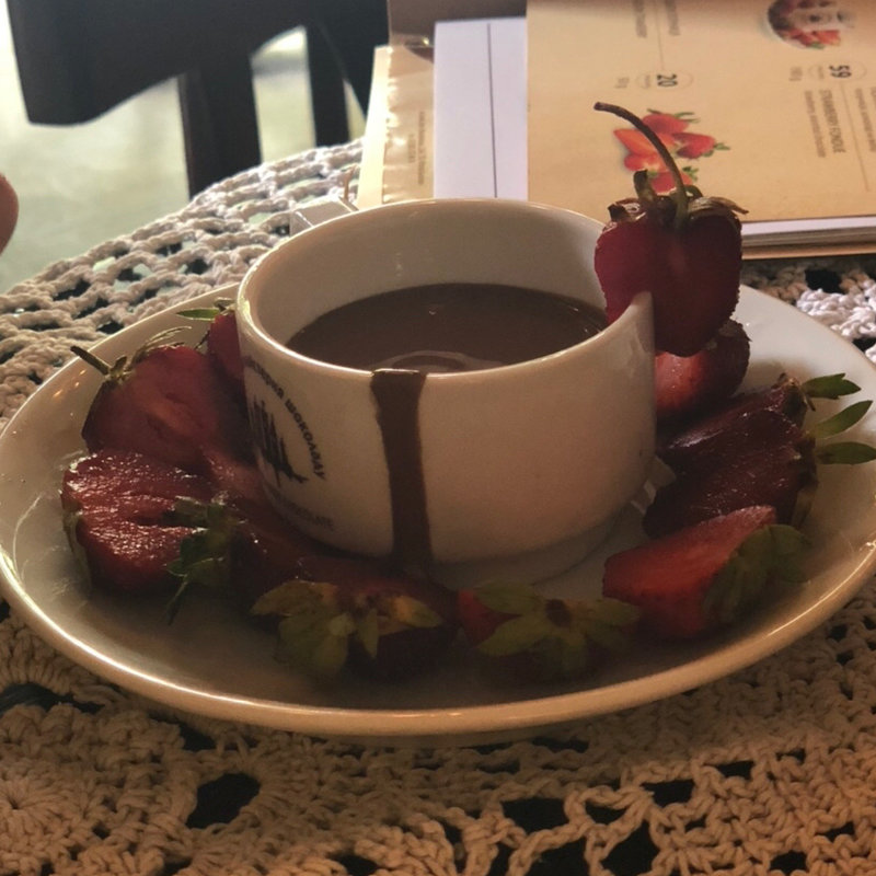 チョコレートフォンデュ(LVIV HANDMADE CHOCOLATE)