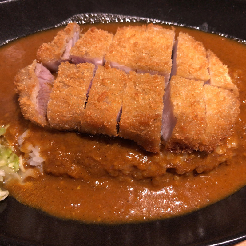 ロースカツカリー(熟成とんかつマンマカリー)