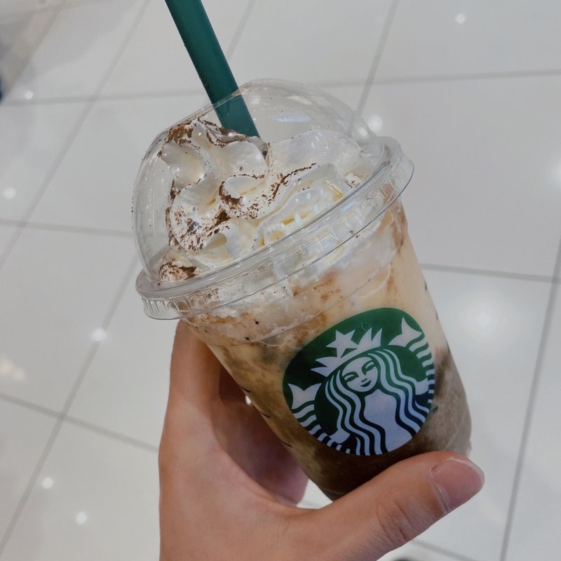 (スターバックスコーヒー イオンモール香椎浜店)