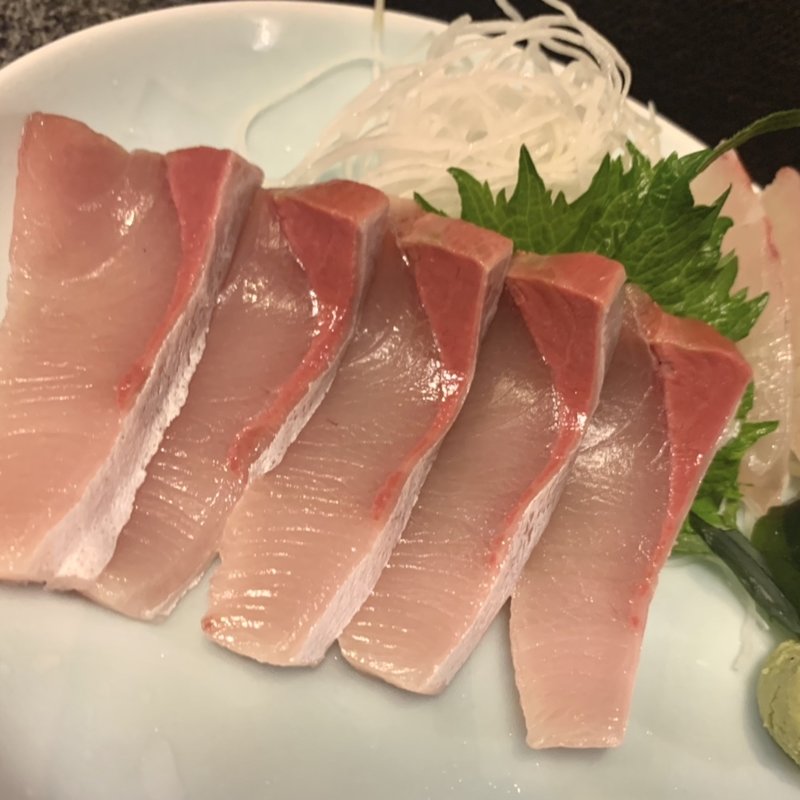 ハマチ造り(居酒屋 大漁)