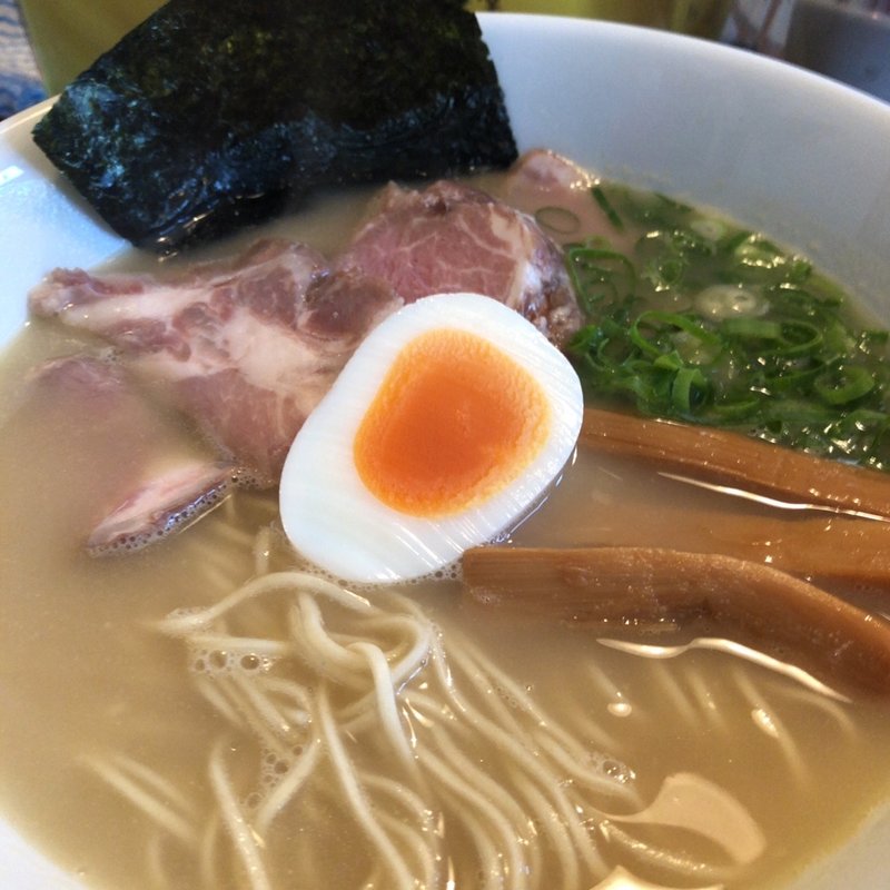 豚骨白湯(朝ラーメン 浜堂)