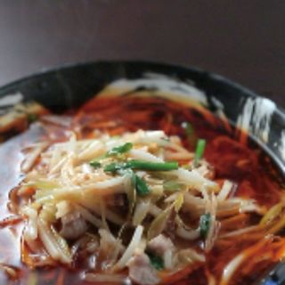 酸辣湯麺(一すじ)