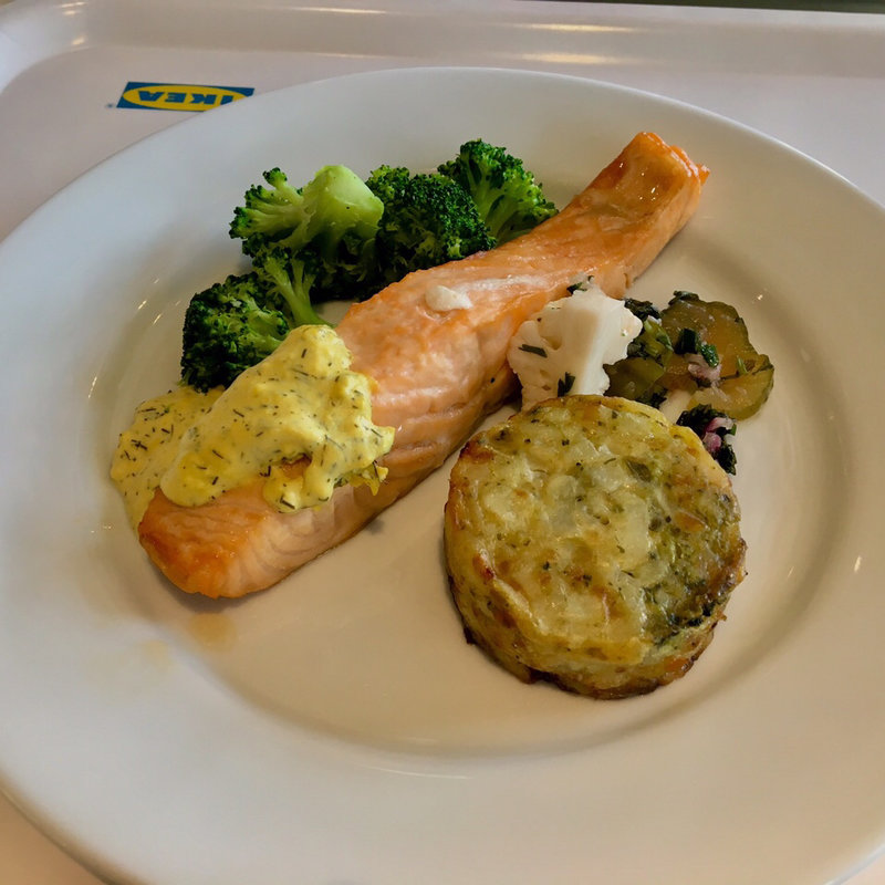 サーモンフィレレモンディルソース(IKEAレストラン 仙台店 （イケアレストラン）)