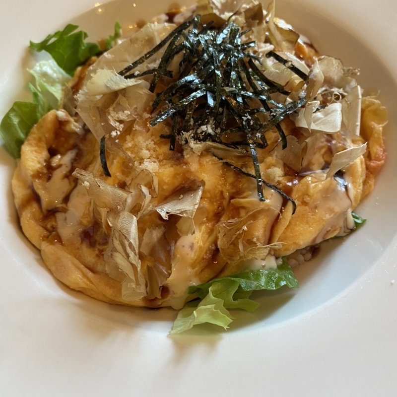  おこのみ焼き風めんたいオムライス(バンフィール （BamFeel）)