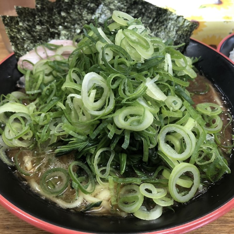 のり・ほうれん草ラーメン、トッピング:京都九条ネギ(麺家 紫極)