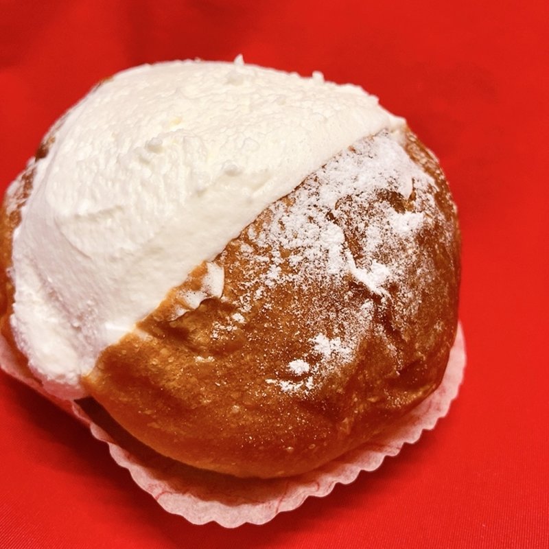 マリトッツォ(パティスリー ラ ネージュ （patisserieLA NEIGE）)