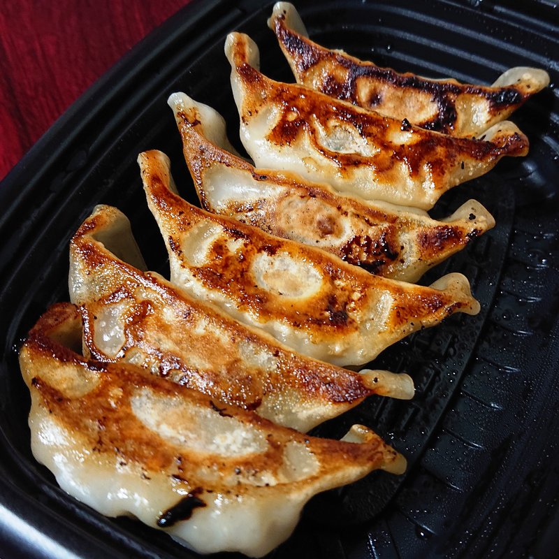 餃子（7ヶ・タレ付き）(天下一品 川崎店)