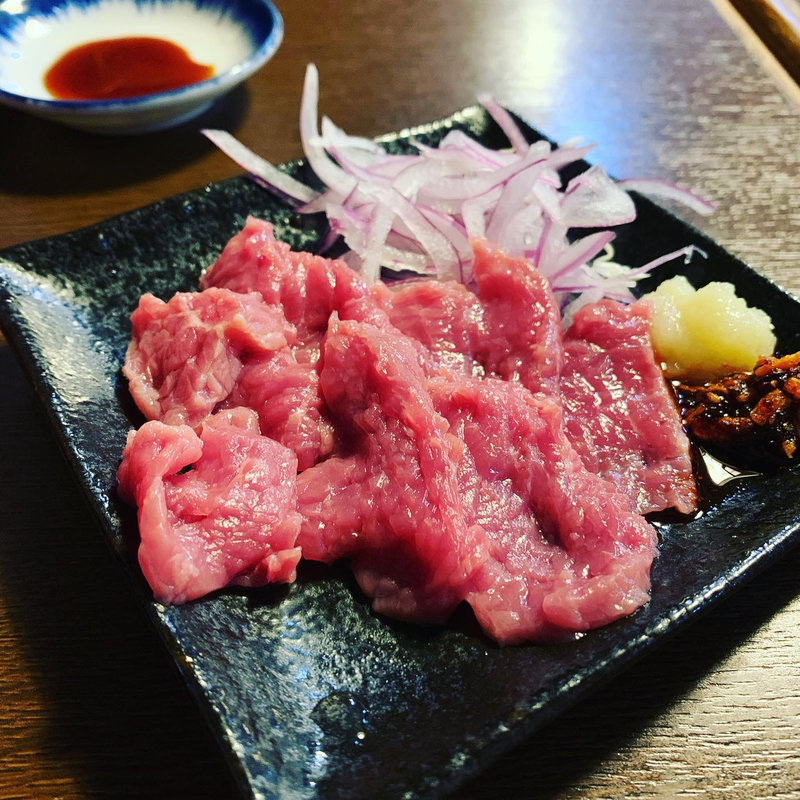 馬刺し(食事処やはぎ （やはぎ）)