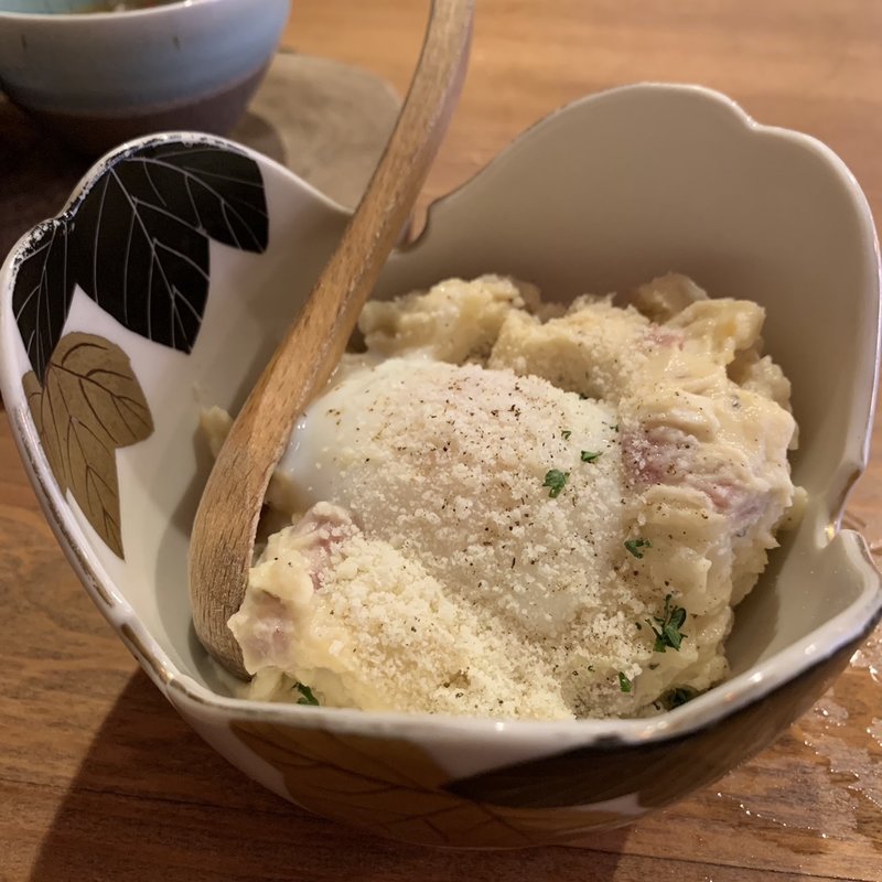 ポテサラ(酒場ニホレモ)