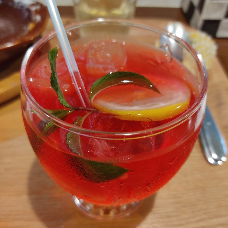 赤紫蘇ビネガーソーダ割り(イル ボスケット （IL Boschetto）)