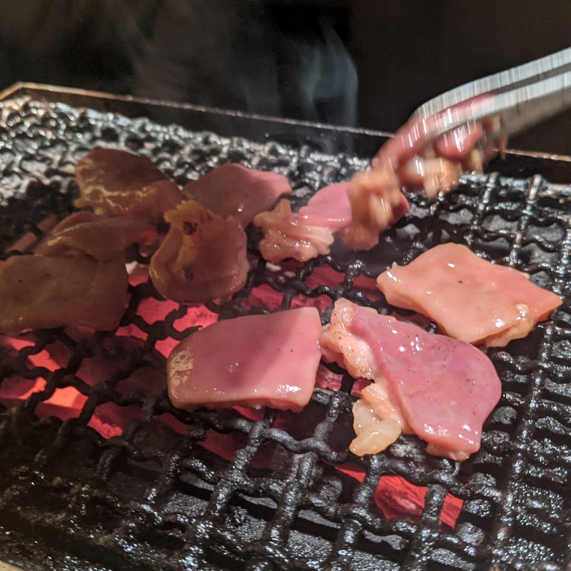 がつ(ホルモン焼　婁熊東京 （ルクマトウキョウ）)