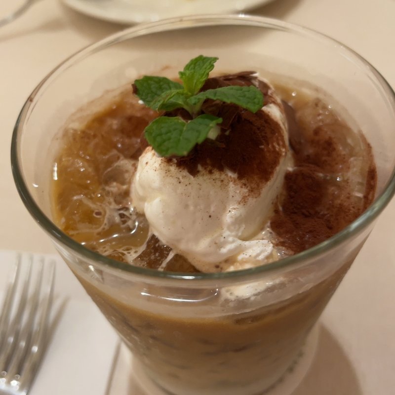 (ラ・メゾン アンソレイユターブル 玉川高島屋S・C店)